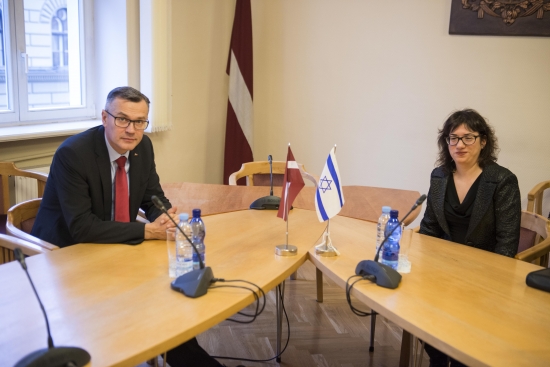 Ainara Latkovska tikšanās ar Izraēlas vēstnieci