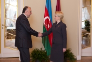Saeimas priekšsēdētāja tiekas ar Azerbaidžānas ārlietu ministru