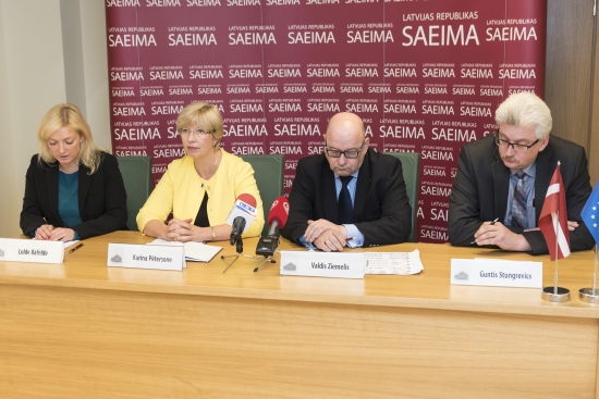 Preses konference par Saeimas izsludinātajiem iepirkumiem