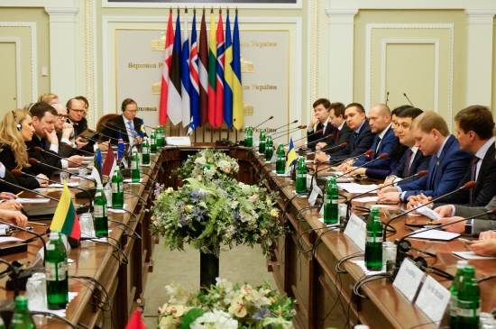 Saeimas priekšsēdētājas biedre kopā ar NB8 valstu parlamentu augstākajām amatpersonām kopīgā vizītē apmeklē Ukrainu