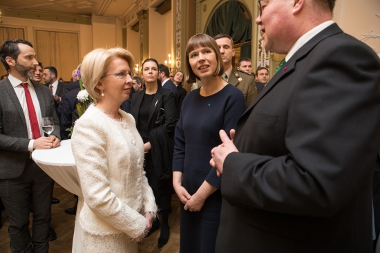 Saeimas priekšsēdētāja piedalās pieņemšanā par godu Igaunijas neatkarības dienai