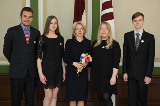 7.Jauniešu Saeimas Prezidijs tiekas ar Saeimas priekšsēdētāju un Valsts prezidentu