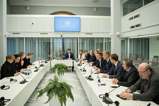 Saeimas deputāti tiekas ar Gruzijas ministri