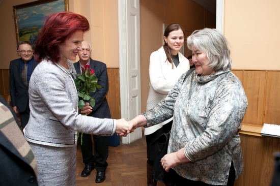Solvita Āboltiņa tiekas ar Latvijas Nacionālo kultūras biedrību asociācijas pārstāvjiem