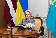 La Présidente de la Saeima lors de la commémoration des victimes du génocide contre les Tatares de Crimée: lorsque nous pensons à l’Ukraine, nous pensons également aux Tatares de Crimée    