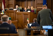 Saeima supports law on the Skulte Terminal 