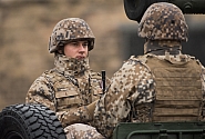 Saeima lemj pagarināt Latvijas Nacionālo bruņoto spēku karavīru dalību NATO misijā Irākā