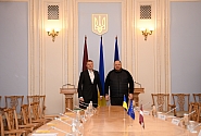Edvards Smiltēns Ukrainas parlamentā: aizvērt elles vārtus Ukrainā ir visas civilizētās pasaules pienākums