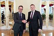E.Smiltēns rosina Latviju un Šveici meklēt jaunus sadarbības veidus ekonomikā