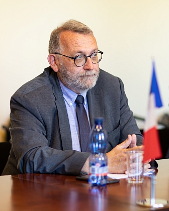Rihards Kols tiekas ar Francijas Nacionālās Asamblejas Francijas-Latvijas sadraudzības grupas deputātiem