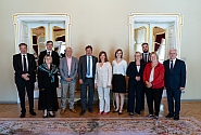Latvijas un Vācijas parlamentārieši vienojas stiprināt skolēnu un studentu apmaiņas programmas