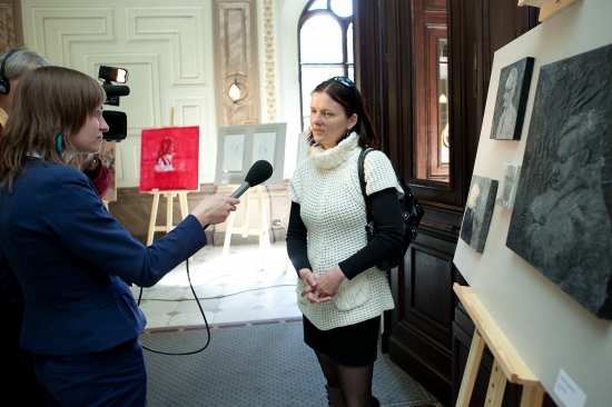 Projekta „Portretu darbnīca 2012. Latvijas Mākslas akadēmijas Grafikas nodaļas studenti Saeimā” izstādes atklāšana