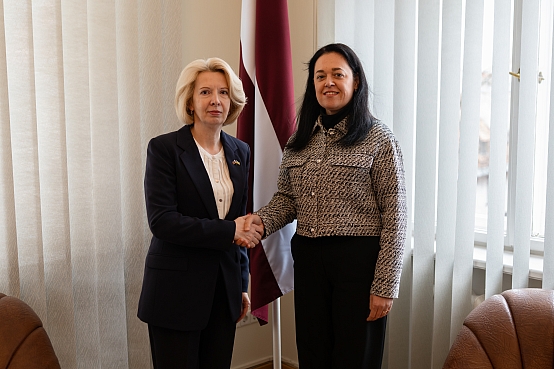 Ināra Mūrniece tiekas ar Moldovas vēstnieci
