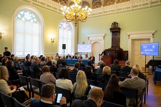 Zanda Kalniņa-Lukaševica piedalās Latvijas Universitātes diskusijā "Latvija 2050 - demokrātiska, droša un pārtikusi"