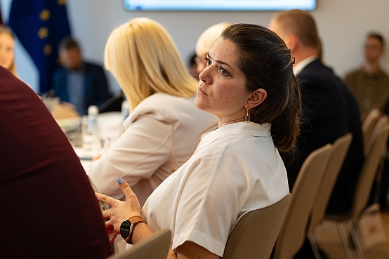 Izglītības, kultūras un zinātnes komisijas sēde