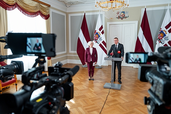 Saeimas priekšsēdētāja Daiga Mieriņa tiekas ar Valsts prezidentu Edgaru Rinkēviču