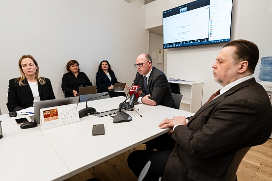 Juridiskās komisijas sēde