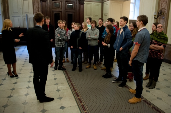 Salacgrīvas vidusskola apmeklē Saeimu skolu programmas "Iepazīsti Saeimu" ietvaros.
