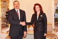 Speaker Āboltiņa meets with Azerbaijani President Aliyev