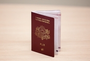 Saeima adopts provisions on recognition of dual citizenship