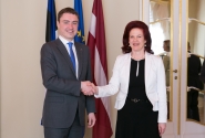 Speaker Āboltiņa meets with Estonian Prime Minister at the Saeima