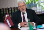 M. Ojārs Ēriks Kalniņš, président de la Commission parlementaire des affaires étrangères