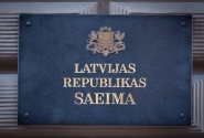 Saeima lems par Latvijas karavīru dalību misijās Mali un Irākā 