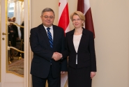 La Présidente de la Saeima félicite son homologue géorgien pour des progrès dans la libéralisation du régime des visas 