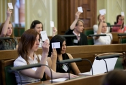 Youth Parliament adopts declarations on participation