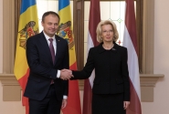 Ināra Mūrniece aicina Moldovu turpināt reformas