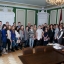 Saeimā jauniešiem stāsta par Latvijas atdzimšanas vēsturi