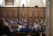 La Saeima examine le rapport final de la commission d’enquête parlementaire sur les aides d’État dans le cadre de la composante obligatoire d’achat