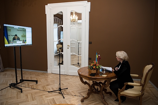 Ināras Mūrnieces attālinātā tikšanās ar Ukrainas parlamenta priekšsēdētāju